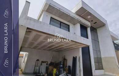 Imagem: A casa em condomínio possui 4 Dormitórios, 2 Banheiros, 4