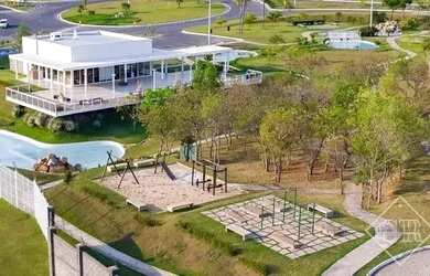 Imagem: O terreno possui 458m² de Área, Imóvel novo e está localizado