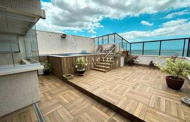 Imagem 10: Cobertura de Alto Padrão em Localização Nobre com Vista Mar e Lazer...