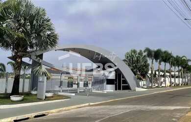 Imagem: A casa em condomínio possui 3 Dormitórios, 5 Banheiros, 2