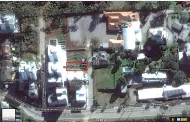 Imagem: O terreno possui 360m² de Área e está localizado em Vinhedos