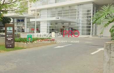 Imagem: O depósito possui 2 Vagas na garagem, 48m² de Área e está