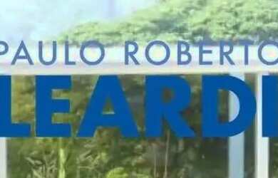 Imagem: A casa possui 4 Dormitórios, 5 Banheiros, 5 Vagas na garagem