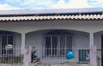 Imagem: A casa possui 5 Dormitórios, 2 Banheiros, 2 Vagas na garagem