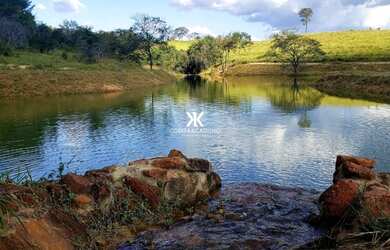 Imagem: O terreno possui 20.000m² de Área e está localizado em Jk