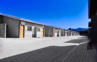 Imagem 3: Casa em Condomínio para Venda em Jardim Colonial Atibaia-SP - 525