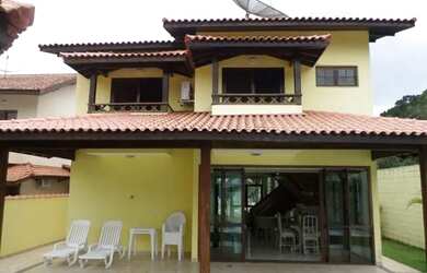 Imagem: A casa em condomínio possui 2 Dormitórios, 3 Banheiros, 4