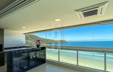 Imagem: O apartamento possui 3 Dormitórios, 2 Banheiros, 3 Vagas na