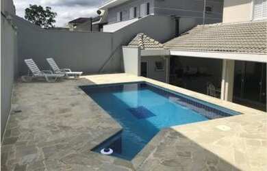 Imagem: A casa em condomínio possui 3 Dormitórios, 5 Banheiros, 4