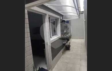 Imagem 1: Casa em condomínio fechado em Praia Grande na Vila Tupi com ótima localização