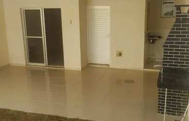 Imagem: A casa em condomínio possui 2 Dormitórios e está localizado