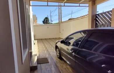 Imagem 4: V2- vendo casa com piscina