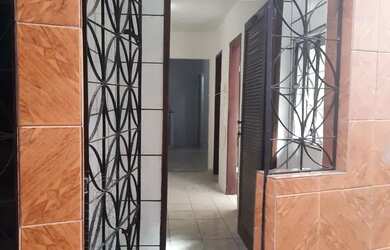 Imagem: A casa possui 2 Dormitórios, 1 Banheiro, 58m² de Área e