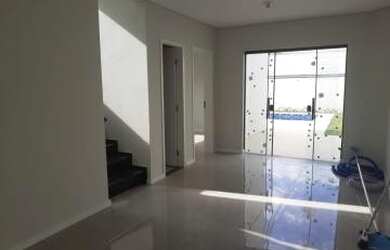 Imagem: A casa possui 4 Dormitórios, 4 Banheiros, 4 Vagas na garagem