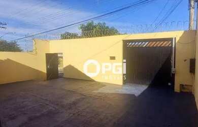 Imagem: A casa possui 2 Dormitórios, 2 Banheiros, 2 Vagas na garagem