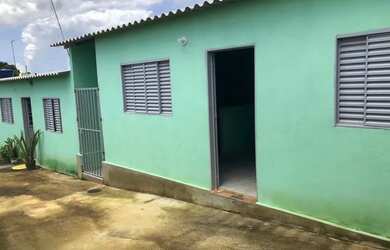 Imagem: A casa possui 1 Dormitório e está localizado em Jardim Lago