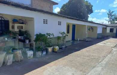 Imagem 3: Condomínio. 600m² de Área, 5 Vagas na garageme5 Dormitórios