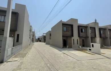 Imagem 4: Porto Boulevard III - Casa Triplex Solarium 3/4 e 2 suítes de 132 m², 2 vagas por 359.900