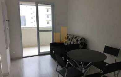 Imagem: O apartamento possui 1 Dormitório, 1 Banheiro, 1 Vaga na garagem