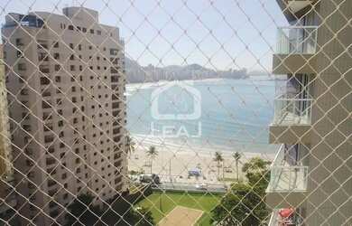 Imagem: O apartamento possui 4 Dormitórios, 1 Banheiro, 1 Vaga na garagem