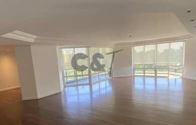 Imagem: O apartamento possui 4 Dormitórios, 5 Banheiros, 4 Vagas na