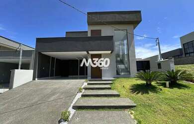 Imagem: A casa em condomínio possui 4 Dormitórios, 5 Banheiros, 4