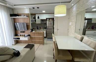 Imagem: O apartamento possui 2 Dormitórios, 1 Banheiro, 1 Vaga na garagem