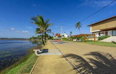 Imagem 15: Casa de luxo frente a praia e fundo lagoa em Praia dos Lagos - Interlagos- Bahia