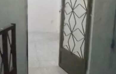 Imagem: A casa possui 1 Dormitório, 1 Banheiro e está localizado