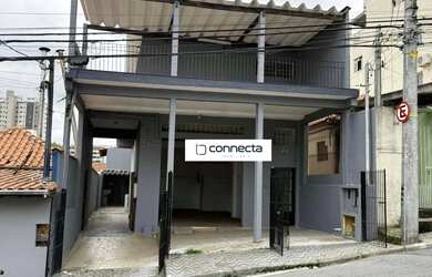 Imagem: O depósito possui 3 Vagas na garagem, 400m² de Área e está