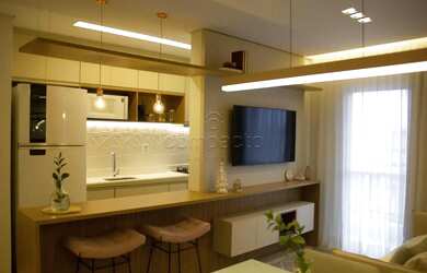 Imagem: O apartamento possui 2 Dormitórios, 2 Banheiros, 2 Vagas na