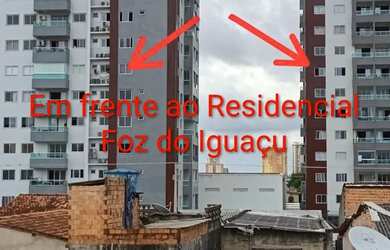 Imagem: A casa possui 3 Dormitórios e 4 Banheiros e está localizado