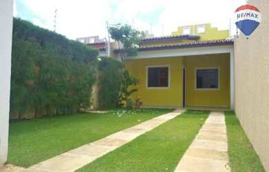 Imagem: A casa possui 2 Dormitórios, 1 Banheiro, 1 Vaga na garagem