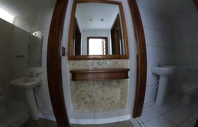 Imagem 9: Empresarial Paulista de frente o shop Paulista