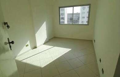 Imagem: O apartamento possui 1 Dormitório, 1 Banheiro, 4 Vagas na garagem