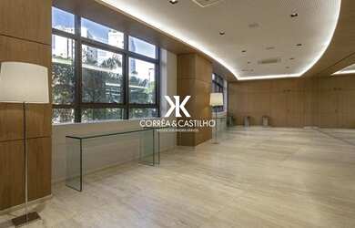 Imagem: O depósito possui 2 Vagas na garagem, 357m² de Área e está