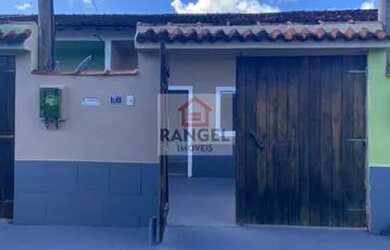 Imagem: A casa possui 1 Dormitório, 1 Banheiro, 1 Vaga na garagem e