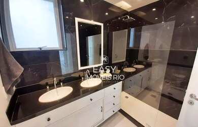 Imagem 15: EXCLUSIVO APARTAMENTO de ALTO PADRÃO na AV. VIEIRA SOUTO, VISTA PANORÂMICA,...