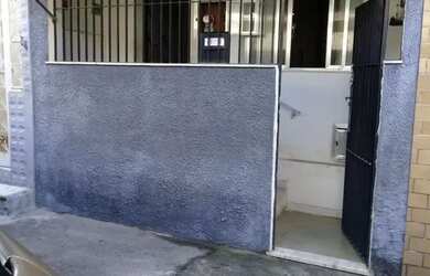 Imagem: A casa possui 2 Dormitórios, 2 Banheiros, 1 Vaga na garagem