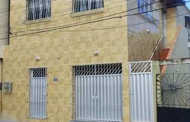 Imagem: A casa possui 2 Dormitórios, 2 Banheiros e está localizado