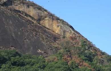 Imagem 9: Apartamento de sala e três quartos, em rua tranquila de Copacabana
