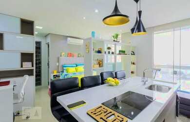 Imagem: O studio possui 1 Dormitório, 1 Banheiro, 1 Vaga na garagem