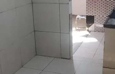 Imagem 12: Aluga se. Varanda, 1 Banheiroe2 Dormitórios