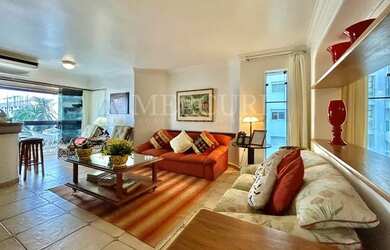 Imagem: O apartamento possui 3 Dormitórios, 4 Banheiros, 2 Vagas na