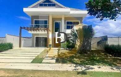 Imagem: A casa possui 5 Dormitórios, 5 Banheiros e 284m² de Área