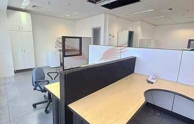 Imagem 7: Sala comercial mobiliada p locação em Alphaville com infraestrutura...