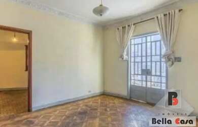 Imagem: A casa à venda possui 4 Dormitórios, 2 Banheiros e 117m²