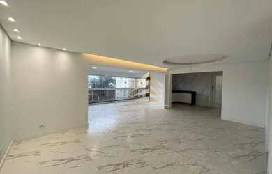 Imagem: O apartamento possui 3 Dormitórios, 5 Banheiros, 3 Vagas na