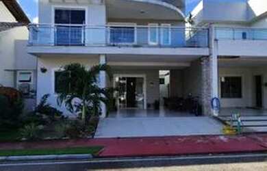 Imagem: A casa em condomínio possui 4 Dormitórios, 5 Banheiros, 2