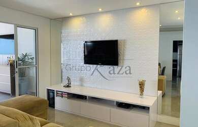 Imagem: A casa em condomínio possui 3 Dormitórios, 4 Banheiros, 3